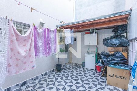 Casa à venda com 185m², 3 quartos e 1 vagaCasa fundos 
