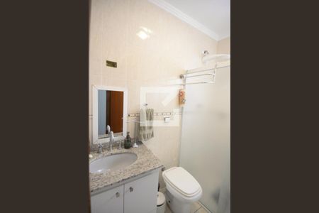 Casa à venda com 117m², 3 quartos e 3 vagasBanheiro