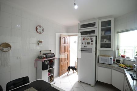 Casa à venda com 117m², 3 quartos e 3 vagasCozinha