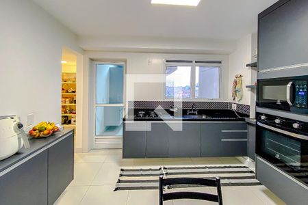 Apartamento à venda com 165m², 3 quartos e 3 vagasCozinha