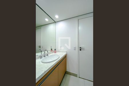 Apartamento à venda com 165m², 3 quartos e 3 vagasBanheiro Suite 3