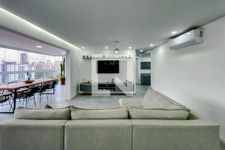Sala de apartamento à venda com 3 quartos, 165m² em Vila Regente Feijó, São Paulo