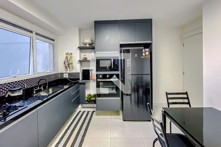 Apartamento à venda com 165m², 3 quartos e 3 vagasCozinha