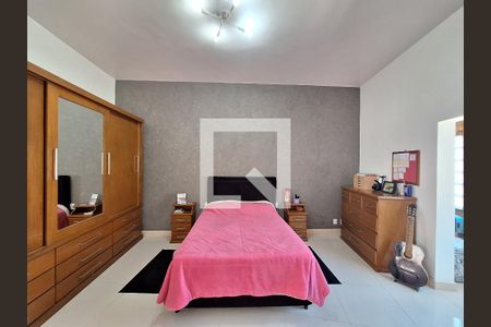 Casa à venda com 300m², 3 quartos e 1 vaga Casa à venda com 300m², 3 quartos e 1 vagaQuarto 3