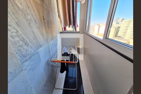 Casa à venda com 300m², 3 quartos e 1 vaga Casa à venda com 300m², 3 quartos e 1 vagaÁrea de serviço 1