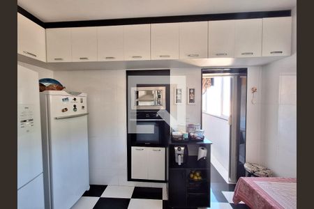 Casa à venda com 300m², 3 quartos e 1 vaga Casa à venda com 300m², 3 quartos e 1 vagaCozinha