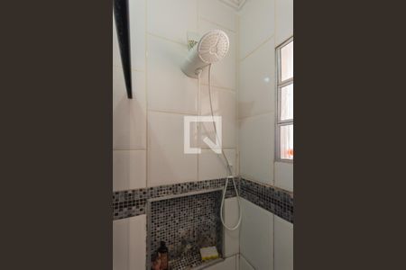 Casa à venda com 144m², 2 quartos e 2 vagas Casa à venda com 144m², 2 quartos e 2 vagasBanheiro