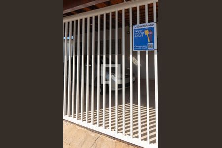 Casa à venda com 144m², 2 quartos e 2 vagas Casa à venda com 144m², 2 quartos e 2 vagasPlaquinha