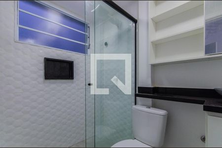 Banheiro de kitnet/studio para alugar com 1 quarto, 25m² em Ipiranga, São Paulo