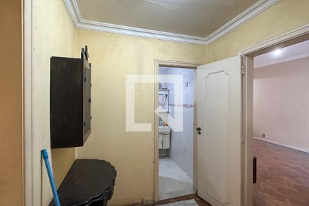 Apartamento para alugar com 121m², 4 quartos e sem vagaCorredor