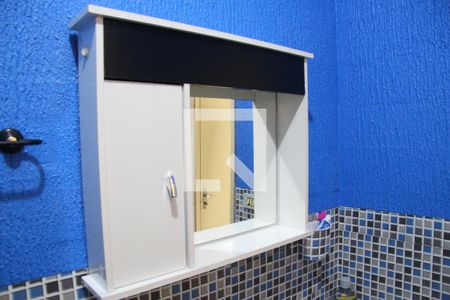 Casa à venda com 165m², 3 quartos e 2 vagasBanheiro social