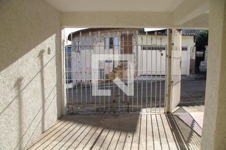 Casa à venda com 165m², 3 quartos e 2 vagasGaragem