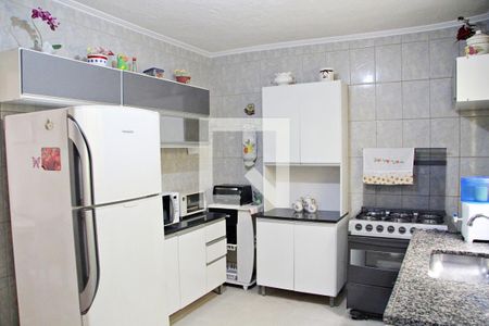 Casa à venda com 165m², 3 quartos e 2 vagasCozinha