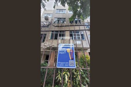 Apartamento à venda com 60m², 2 quartos e 1 vaga Apartamento à venda com 60m², 2 quartos e 1 vagaPlaca instalada