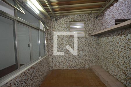 Apartamento à venda com 60m², 2 quartos e 1 vagaÁrea de Serviço