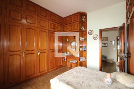 Casa de condomínio à venda com 480m², 4 quartos e 3 vagasSuíte 1