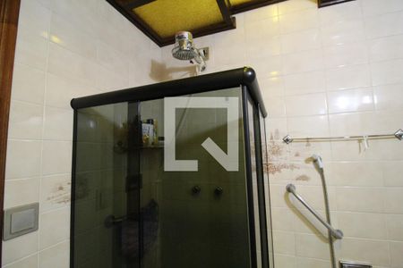 Casa de condomínio à venda com 480m², 4 quartos e 3 vagasBanheiro da suíte 2