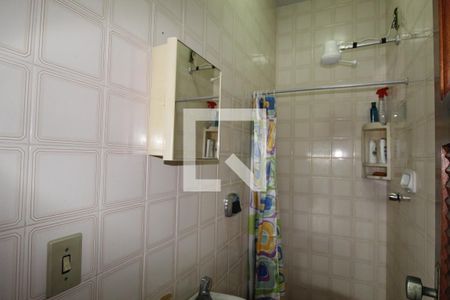 Casa de condomínio à venda com 480m², 4 quartos e 3 vagasBanheiro da churrasqueira