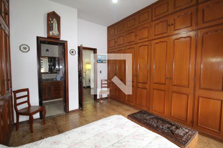 Casa de condomínio à venda com 480m², 4 quartos e 3 vagasSuíte 2