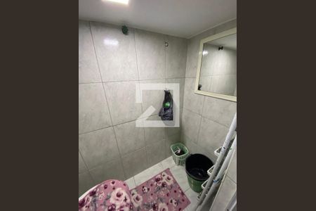 Casa à venda com 110m², 3 quartos e 1 vaga Casa à venda com 110m², 3 quartos e 1 vagaBanheiro da Área de serviço