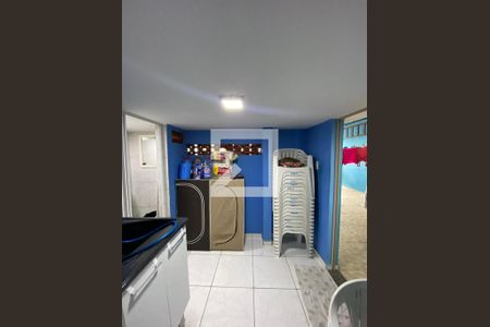 Casa à venda com 110m², 3 quartos e 1 vaga Casa à venda com 110m², 3 quartos e 1 vagaÁrea de serviço