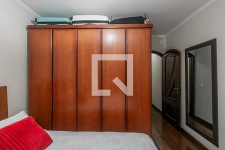 Casa à venda com 225m², 3 quartos e 2 vagas Casa à venda com 225m², 3 quartos e 2 vagasQuarto 2