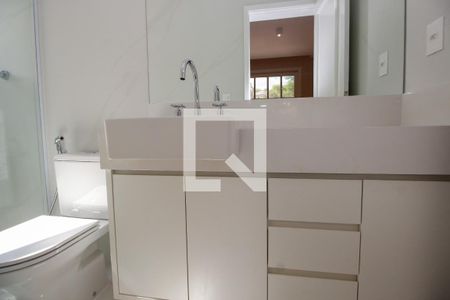 Casa à venda com 420m², 4 quartos e 4 vagasBanheiro da Suíte 3