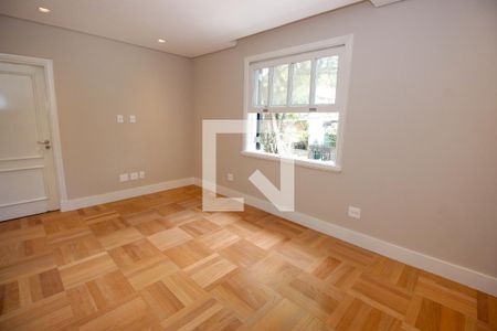 Casa à venda com 420m², 4 quartos e 4 vagasSuíte 3