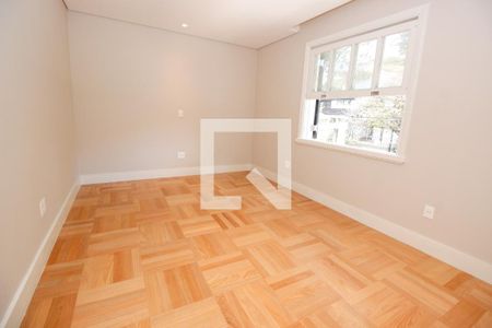 Casa à venda com 420m², 4 quartos e 4 vagasSuíte 4