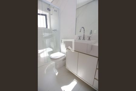 Casa à venda com 420m², 4 quartos e 4 vagasBanheiro da Suíte 3