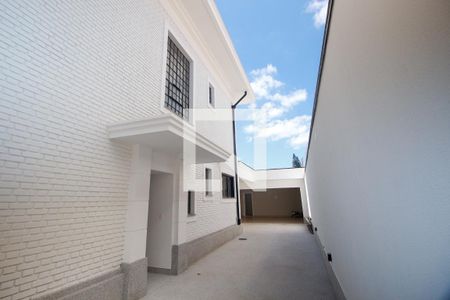 Casa à venda com 420m², 4 quartos e 4 vagasGaragem