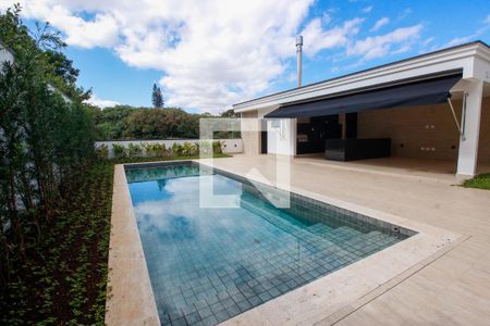 Casa à venda com 420m², 4 quartos e 4 vagasPiscina