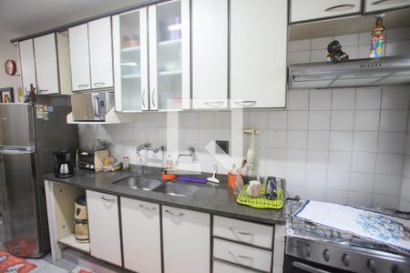Apartamento à venda com 90m², 2 quartos e 1 vaga Apartamento à venda com 90m², 2 quartos e 1 vagaCozinha