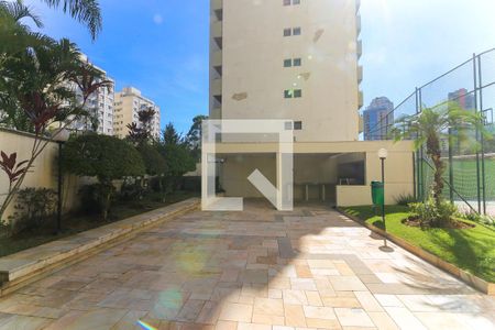 Apartamento para alugar com 160m², 3 quartos e 3 vagas Apartamento para alugar com 160m², 3 quartos e 3 vagasÁrea comum - Churrasqueira
