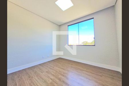 Casa à venda com 230m², 4 quartos e 4 vagasQuarto 2