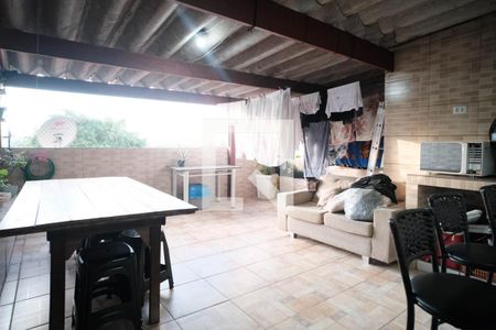 Casa à venda com 170m², 4 quartos e 2 vagas Casa à venda com 170m², 4 quartos e 2 vagasÁrea comum