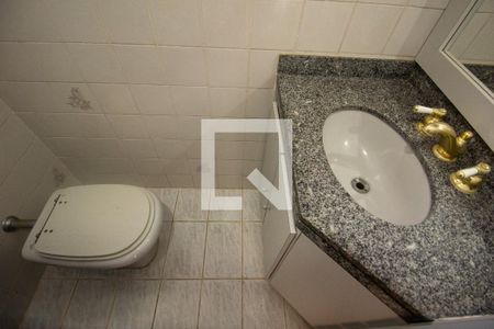 Apartamento à venda com 72m², 3 quartos e 1 vaga Apartamento à venda com 72m², 3 quartos e 1 vagaBanheiro