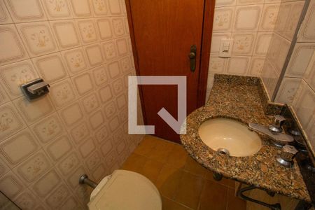 Apartamento à venda com 72m², 3 quartos e 1 vaga Apartamento à venda com 72m², 3 quartos e 1 vagaBanheiro 2