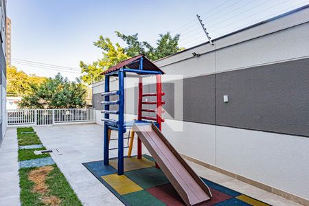 Apartamento à venda com 18m², 1 quarto e sem vagaÁrea comum - Playground