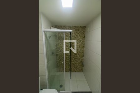Apartamento à venda com 52m², 2 quartos e 1 vaga Apartamento à venda com 52m², 2 quartos e 1 vagaBanheiro