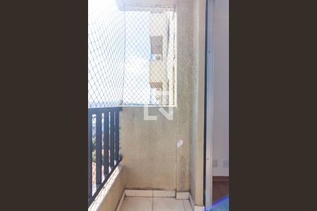 Sacada de apartamento à venda com 2 quartos, 48m² em Quitaúna, Osasco