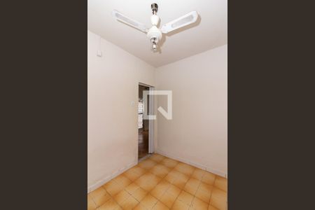 Quarto 2 de casa para alugar com 3 quartos, 80m² em Vaz Lobo, Rio de Janeiro