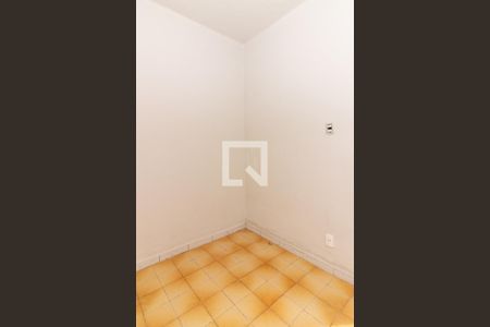 Quarto 1 de casa para alugar com 3 quartos, 80m² em Vaz Lobo, Rio de Janeiro