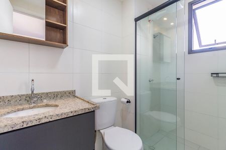 Banheiro de apartamento para alugar com 1 quarto, 25m² em Pinheiros, São Paulo