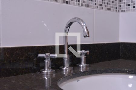 Apartamento à venda com 75m², 2 quartos e 1 vagaBanheiro Social 