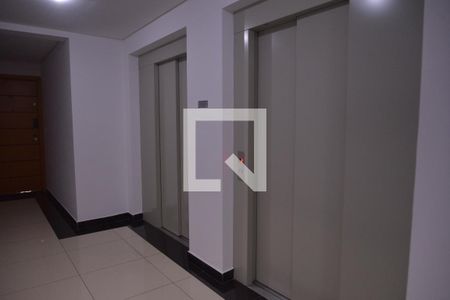 Apartamento à venda com 75m², 2 quartos e 1 vagaÁrea comum 