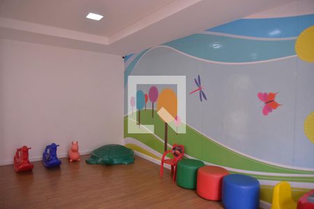 Apartamento à venda com 75m², 2 quartos e 1 vagaÁrea comum 