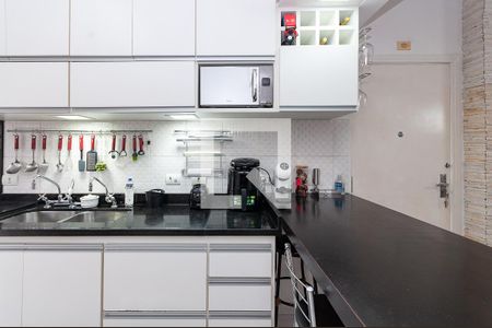 Apartamento à venda com 120m², 3 quartos e 1 vaga Apartamento à venda com 120m², 3 quartos e 1 vagaCozinha Americana