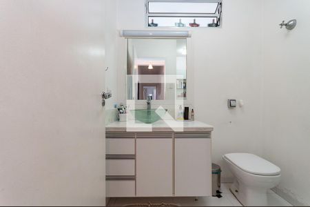 Apartamento à venda com 120m², 3 quartos e 1 vaga Apartamento à venda com 120m², 3 quartos e 1 vagaBanheiro Social