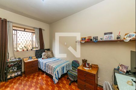 Casa à venda com 360m², 3 quartos e 4 vagas Casa à venda com 360m², 3 quartos e 4 vagasQuarto 3